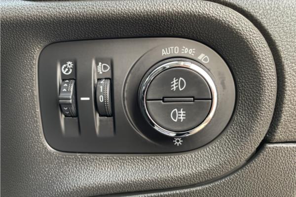 2019 Vauxhall Grandland X 1.2 Turbo GPF SE SUV 5dr Petrol Manual Euro 6 (s/s) (130 ps) - Cloth, photo 21