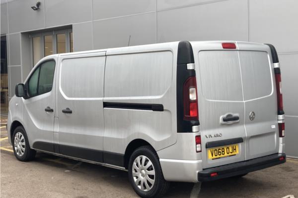 2018 VAUXHALL VIVARO - Cloth, photo 6