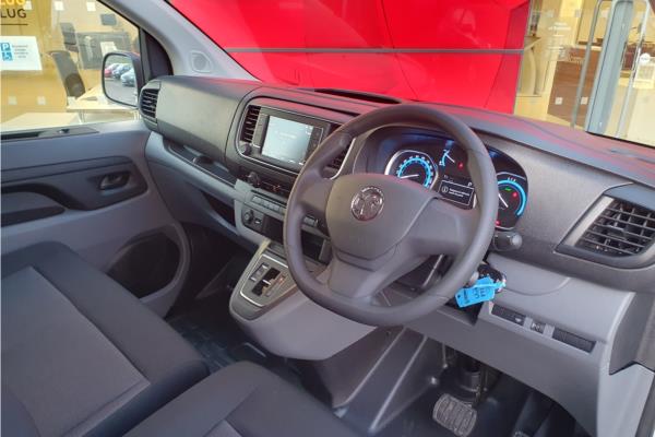 2024 Vauxhall Vivaro-e 3100 75kWh Dynamic Auto L1 H1 6dr (7.4kW Charger) - Curtiba Grey, photo 11