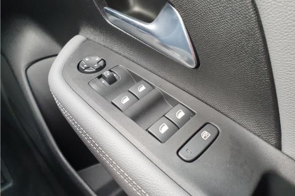 2022 Vauxhall Mokka 1.2 Turbo Elite Premium SUV 5dr Petrol Manual Euro 6 (s/s) (100 ps) - Black Jasmin Lt, photo 22