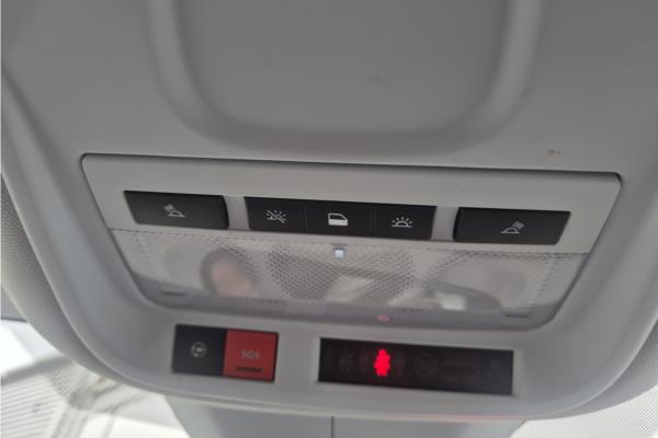 2022 Vauxhall Grandland 1.2 Turbo Ultimate SUV 5dr Petrol Auto Euro 6 (s/s) (130 ps) - Black Alcantara, photo 24