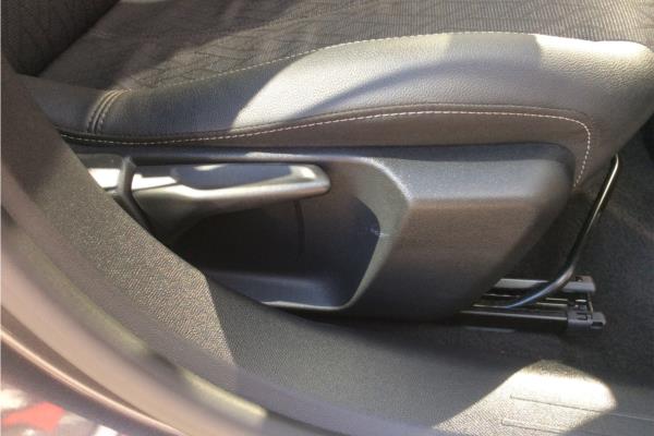2021 Vauxhall Corsa 50kWh Elite Nav Premium Hatchback 5dr Electric Auto (7.4Kw Charger) (136 ps) - Cloth, photo 29