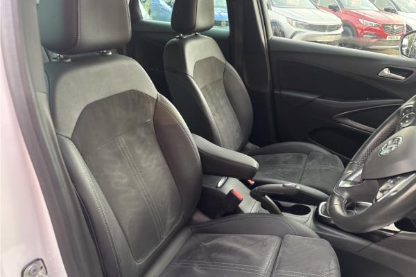 2022 Vauxhall Crossland 1.2 Turbo Ultimate SUV 5dr Petrol Manual Euro 6 (s/s) (110 ps) - Flry Blk Ergnmc, photo 34