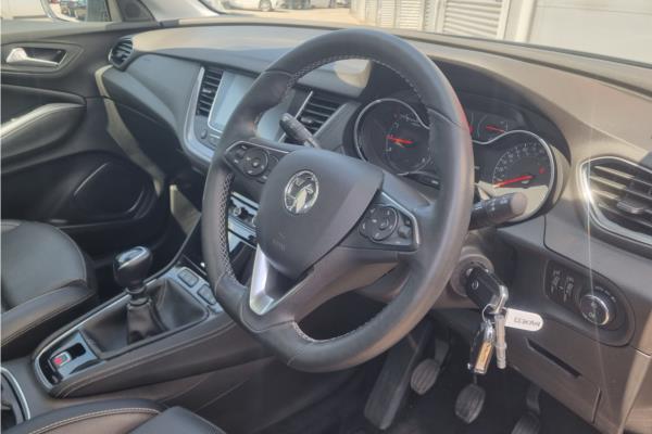 2020 Vauxhall Grandland X 1.2 Turbo Elite Nav SUV 5dr Petrol Manual 8Spd Euro 6 (s/s) (130 ps) - Berson Black, photo 12