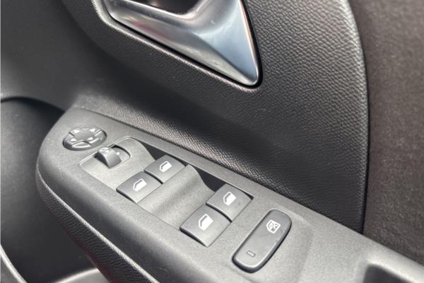 2022 Vauxhall Corsa 1.2 Turbo Ultimate Hatchback 5dr Petrol Auto Euro 6 (s/s) (130 ps) - Cloth/Alcantara, photo 22
