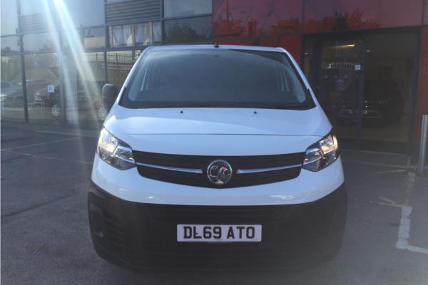2019 VAUXHALL VIVARO - Cloth, photo 2