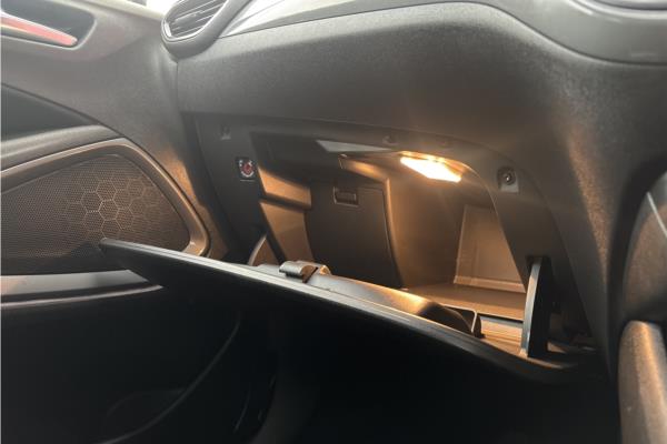2022 Vauxhall Crossland 1.2 Turbo Ultimate SUV 5dr Petrol Manual Euro 6 (s/s) (110 ps) - Flry Blk Ergnmc, photo 26