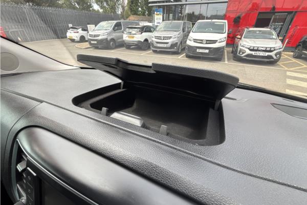 2021 Vauxhall Vivaro Life Electric 50kWh Elite MPV 5dr Electric Auto LWB (8 Seat, 7.4kW Charger) (136 ps) - Cloth, photo 24