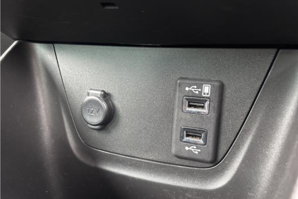 2022 Vauxhall Crossland 1.2 Turbo Elite Edition SUV 5dr Petrol Auto Euro 6 (s/s) (130 ps) - Cloth, photo 38