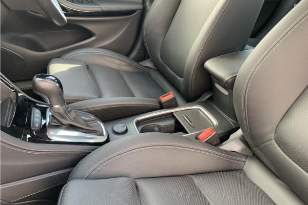 2021 Vauxhall Astra 1.4i Turbo Elite Nav Premium Hatchback 5dr Petrol CVT Euro 6 (s/s) (145 ps) - Leather, photo 42