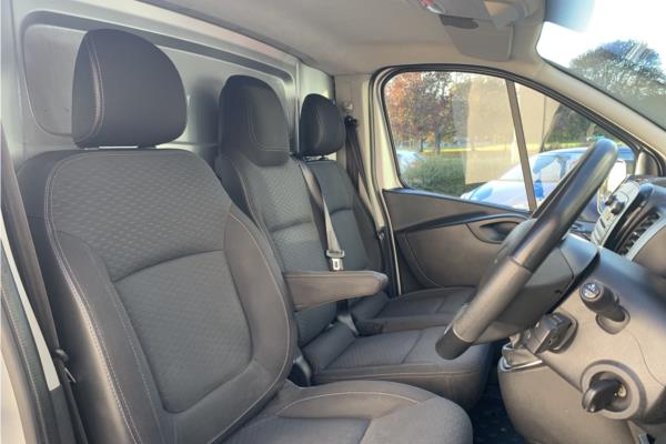 Non Franchise 2019 Vauxhall Vivaro 1.6 CDTi 2700 BiTurbo ecoTEC Sportive Panel Van 5dr Diesel Manual L1 H1 Euro 6 (s/s) (125 ps) - Connect Black, photo 34