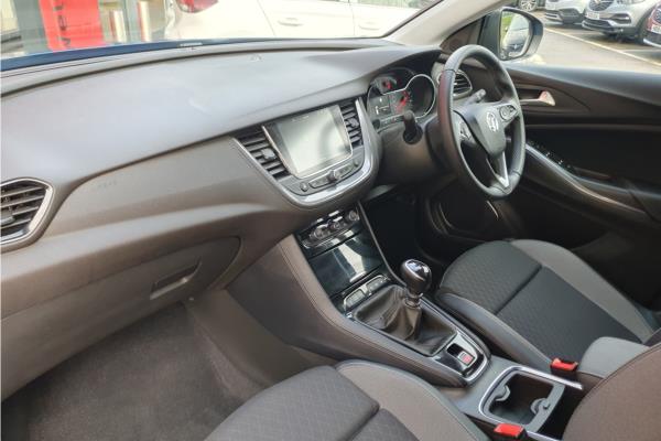 2020 Vauxhall Grandland X 1.2 Turbo SRi Nav SUV 5dr Petrol Manual Euro 6 (s/s) (130 ps) - Cloth, photo 15