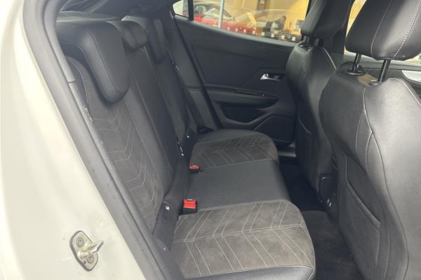 2021 Vauxhall Mokka 1.2 Turbo Ultimate Nav SUV 5dr Petrol Auto Euro 6 (s/s) (130 ps) - Leather, photo 13