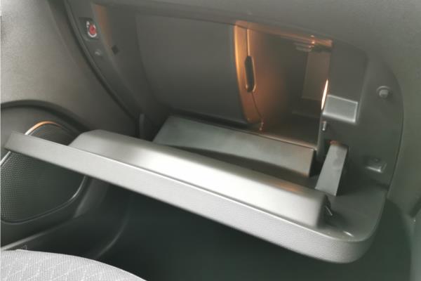 2021 Vauxhall Grandland X 1.2 Turbo SRi Nav SUV 5dr Petrol Manual Euro 6 (s/s) (130 ps) - Cloth/Leather, photo 26
