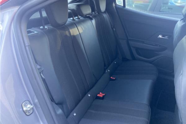 2021 Vauxhall Mokka 1.2 Turbo SRi Nav Premium SUV 5dr Petrol Auto (s/s) (130 ps) - Cloth, photo 13