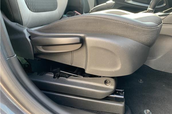 2020 Vauxhall Crossland X 1.2 Turbo Elite SUV 5dr Petrol Auto Euro 6 (s/s) (130 ps) - Cloth, photo 29