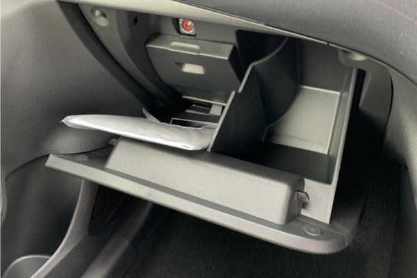 2024 Vauxhall Corsa-e 50kWh GS Hatchback 5dr Electric Auto (136 ps) - Banda Marvel Bl, photo 26