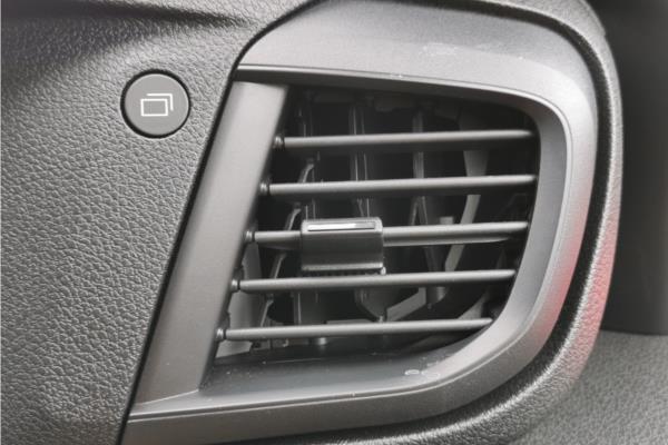 2024 Vauxhall Vivaro Electric 3100 75kWh Pro Panel Van 6dr Electric Auto SWB H1 (7.4kW Charger) (136 ps) - Curtiba Grey, photo 39