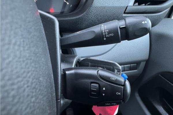 2020 Vauxhall Vivaro 1.5 Turbo D 2900 Sportive Panel Van 5dr Diesel Manual L2 H1 Euro 6 (s/s) (100 ps) - Cloth, photo 28
