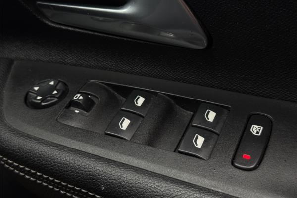 2022 Vauxhall Mokka 1.2 Turbo SRi Premium SUV 5dr Petrol Manual Euro 6 (s/s) (130 ps) - Cloth, photo 15