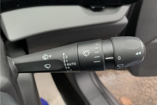 2024 Vauxhall Astra Electric 54kWh Design Hatchback 5dr Electric Auto (156 ps) - Jet Blck Modene, photo 28