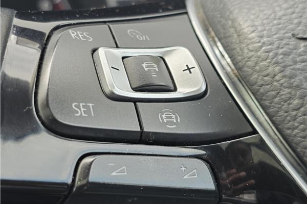 Non Franchise 2021 Volkswagen Touran 1.5 TSI EVO SE Family MPV 5dr Petrol Manual Euro 6 (s/s) (150 ps) - Fabic - Cloth, photo 18