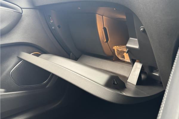 2021 Vauxhall Grandland X 1.2 Turbo SRi Nav SUV 5dr Petrol Manual Euro 6 (s/s) (130 ps) - Cloth, photo 26