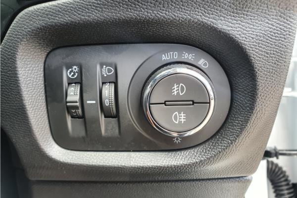2022 Vauxhall Corsa 1.2 Turbo SRi Edition Hatchback 5dr Petrol Manual Euro 6 (s/s) (100 ps) - Cloth, photo 21