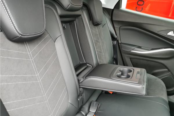 2022 Vauxhall Grandland 1.2 Turbo Ultimate SUV 5dr Petrol Auto Euro 6 (s/s) (130 ps) - Black Alcantara, photo 36