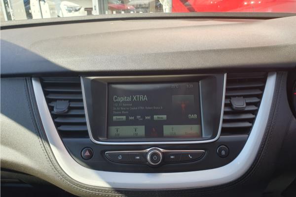 2019 Vauxhall Grandland X 1.2 Turbo SE SUV 5dr Petrol Auto 8Spd Euro 6 (s/s) (130 ps) - Cloth, photo 17
