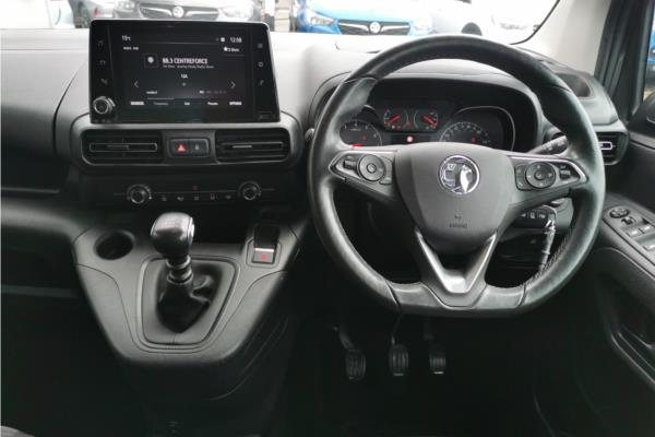 2021 Vauxhall Combo Life 1.5 Turbo D SE MPV 5dr Diesel Manual Euro 6 (s/s) (7 Seat) (100 ps) - Cloth, photo 11