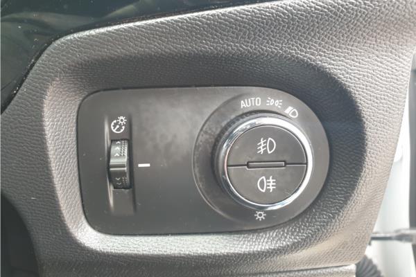 2022 Vauxhall Corsa 1.2 Turbo Ultimate Hatchback 5dr Petrol Auto Euro 6 (s/s) (130 ps) - Cloth/Alcantara, photo 21
