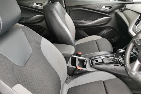 2019 Vauxhall Grandland X 1.2 Turbo GPF Sport Nav SUV 5dr Petrol Auto Euro 6 (s/s) (130 ps) - Cloth, photo 34