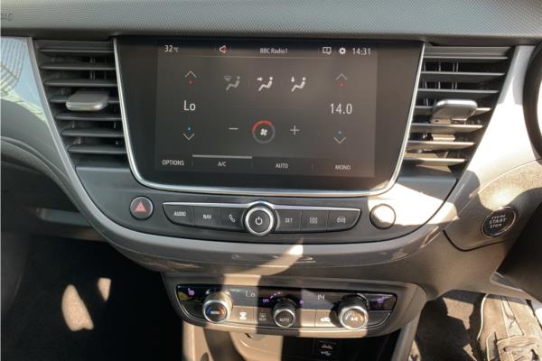 2021 Vauxhall Crossland 1.2 Turbo Ultimate Nav SUV 5dr Petrol Auto Euro 6 (s/s) (130 ps) - Cloth/Alcantara, photo 17