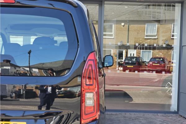 2021 Vauxhall Combo Life 1.2 Turbo Edition XL MPV 5dr Petrol Manual Euro 6 (s/s) (7 Seat) (110 ps) - Cloth, photo 51