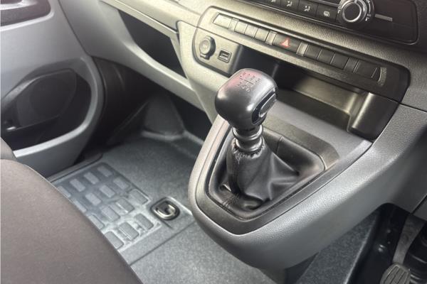 2022 Vauxhall Vivaro 2.0 Turbo D 3100 Sportive Panel Van 5dr Diesel Manual L2 H1 Euro 6 (s/s) (145 ps) - Cloth, photo 31