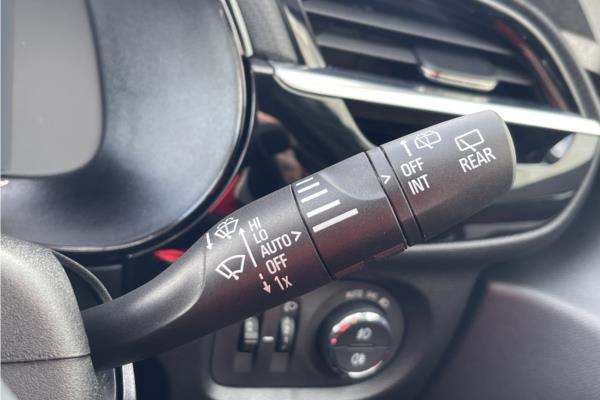2020 Vauxhall Corsa 1.2 Turbo Elite Nav Premium Hatchback 5dr Petrol Auto Euro 6 (s/s) (100 ps) - IMAGINATION CAPTAIN BLUE/MISTR, photo 28