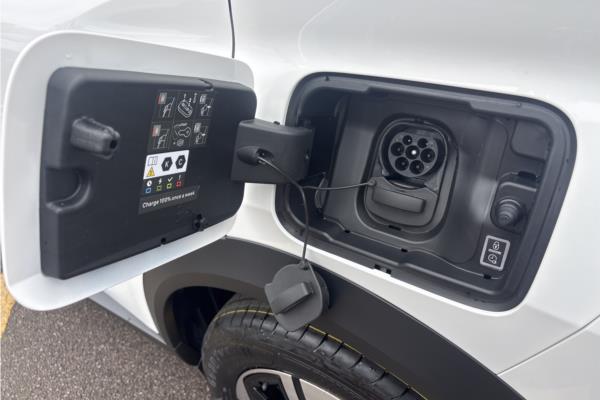 Vauxhall Frontera 83kW GS 54kWh Ext/Rge AU - Ergo Feture Gry, photo 34