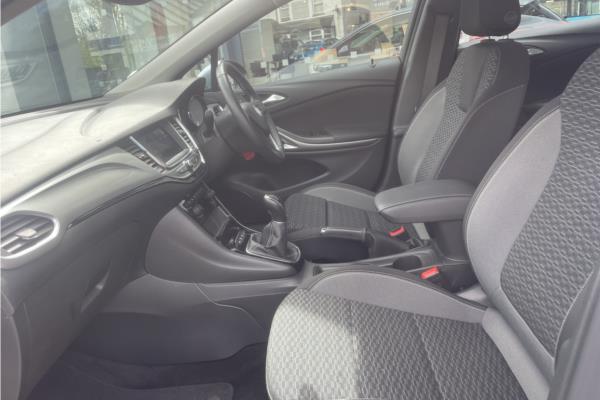 2020 Vauxhall Astra 1.2 Turbo SRi Hatchback 5dr Petrol Manual Euro 6 (s/s) (145 ps) - Cloth, photo 15