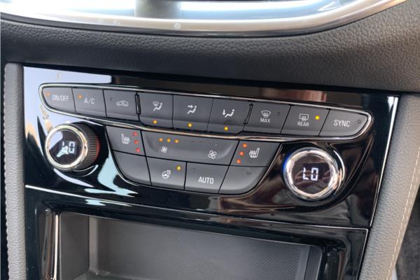 2019 Vauxhall Astra 1.4i Turbo GPF Elite Nav Hatchback 5dr Petrol Auto Euro 6 (s/s) (150 ps) - Leather, photo 16