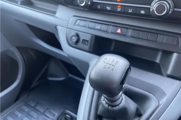 2020 Vauxhall Vivaro 1.5 Turbo D 2700 Sportive Panel Van 5dr Diesel Manual L1 H1 Euro 6 (s/s) (120 ps) - Cloth, photo 25