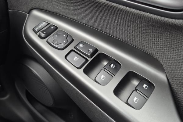 Non Franchise 2022 Hyundai KONA 1.6 h-GDi Premium SUV 5dr Petrol Hybrid DCT Euro 6 (s/s) (141 ps) - Fabic - Cloth, photo 27