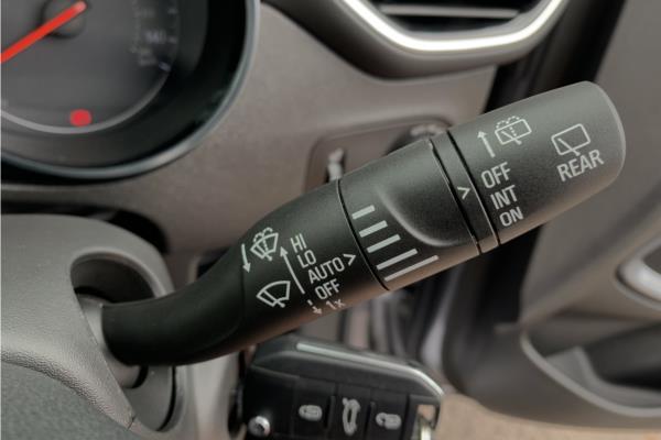 2022 Vauxhall Crossland 1.2 Turbo Elite Edition SUV 5dr Petrol Auto Euro 6 (s/s) (130 ps) - Cloth, photo 28