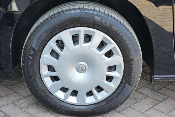 2021 Vauxhall Combo Life 1.2 Turbo Edition XL MPV 5dr Petrol Manual Euro 6 (s/s) (7 Seat) (110 ps) - Cloth, photo 44