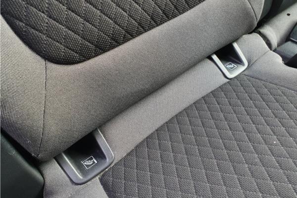 2019 Vauxhall Grandland X 1.2 Turbo GPF Sport Nav SUV 5dr Petrol Auto Euro 6 (s/s) (130 ps) - Cloth, photo 33