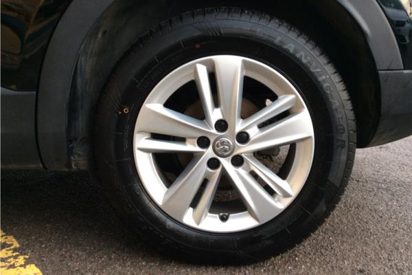 2018 Vauxhall Grandland X 1.2 Turbo SE 5dr - Harlekin Black, photo 20