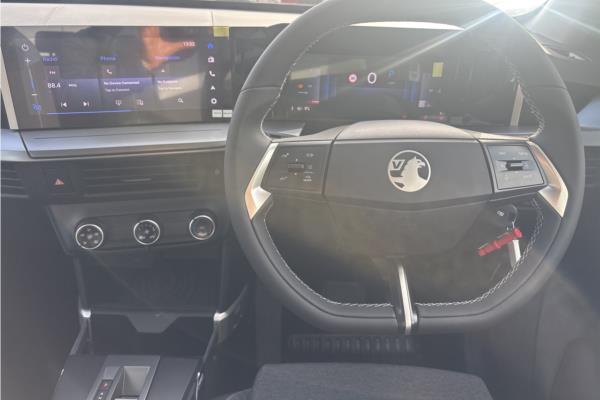 Vauxhall Frontera 1.2 Hybrid 110ps Design E-dct6 - Grey Cloth Seat, photo 10