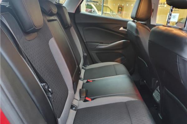 2019 Vauxhall Grandland X 1.2 Turbo GPF Sport Nav SUV 5dr Petrol Auto Euro 6 (s/s) (130 ps) - Cloth, photo 13