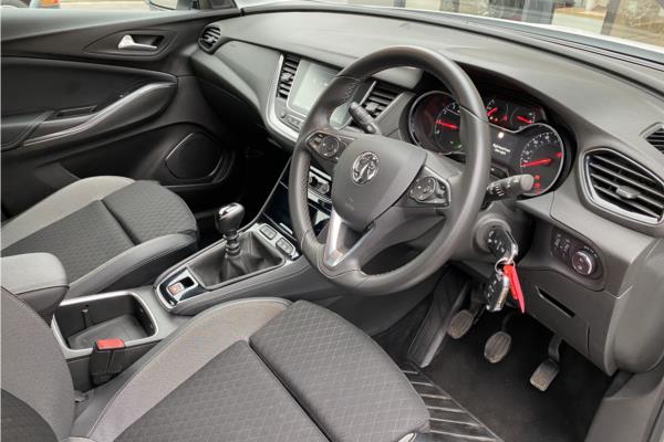 2019 Vauxhall Grandland X 1.2 Turbo Sport Nav SUV 5dr Petrol Manual (s/s) (130 ps) - Berson Black, photo 12