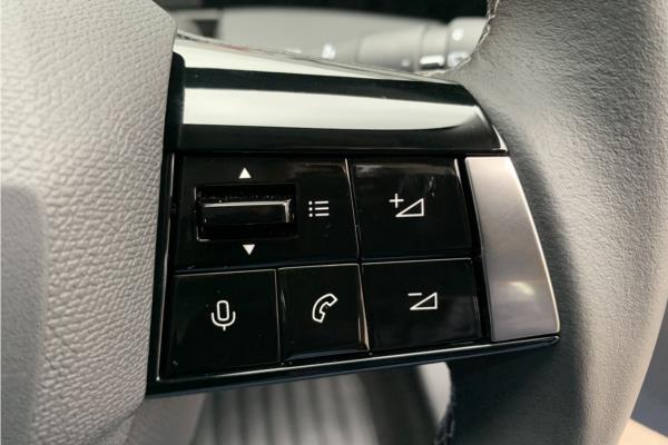 2024 Vauxhall Astra Design - Cloth Sienna/Jet Blk, photo 18